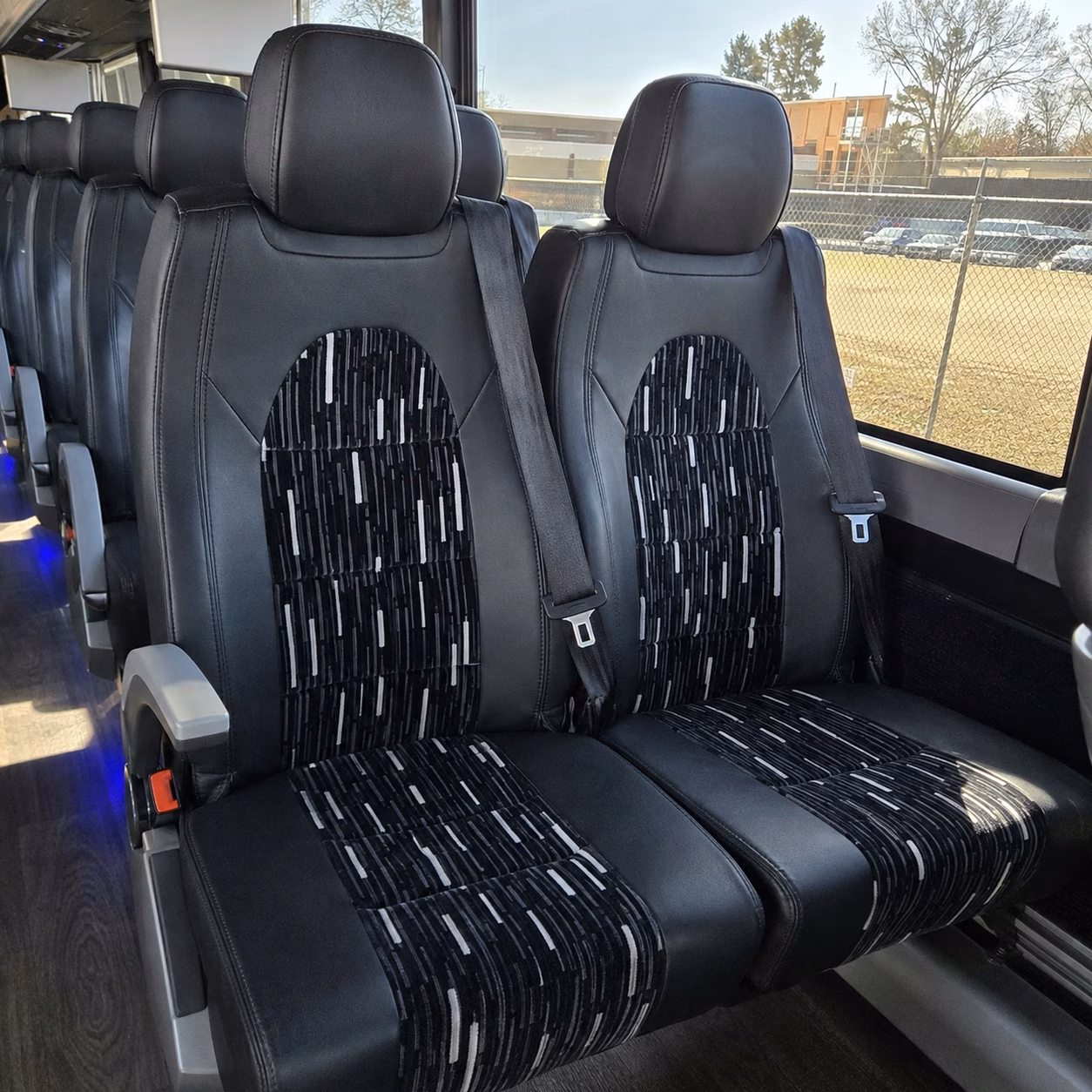 compare little rock bus rentals from a network of companies in minutes