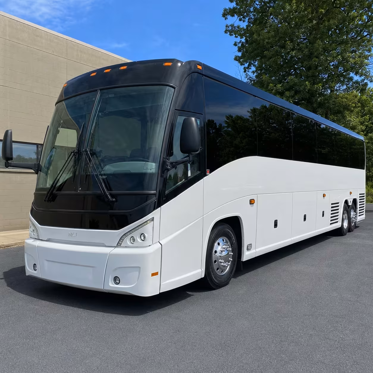 compare long distance transportation options in little rock and beyond