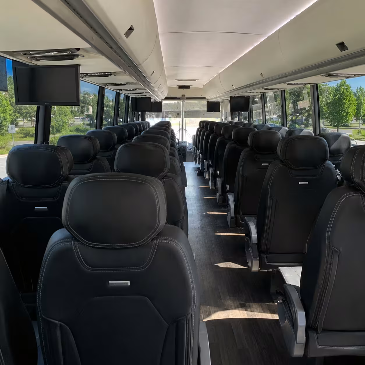 little rock charter bus rentals for school field trips
