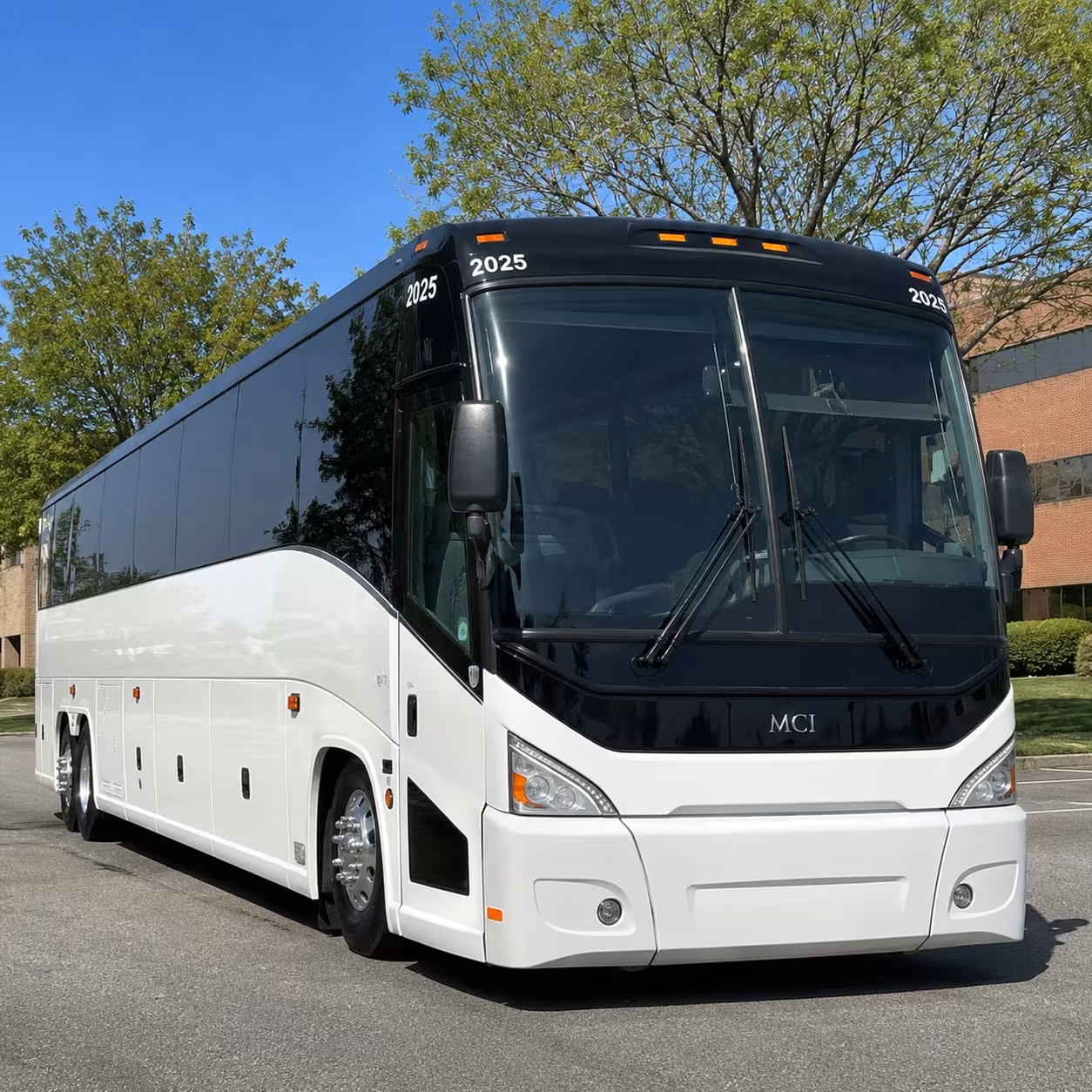 little rock festival shuttle buses to riverfront park concerts