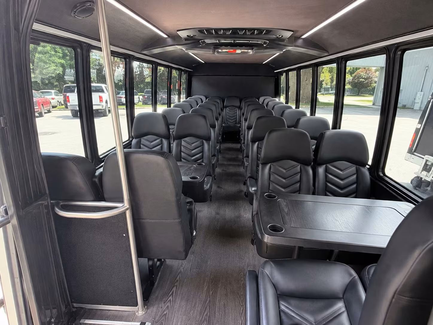little rock winery and rehearsal dinner minibus rentals