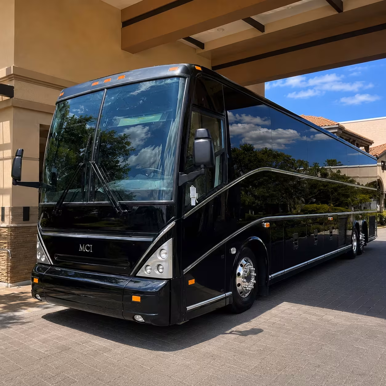 long distance corporate bus rentals from little rock