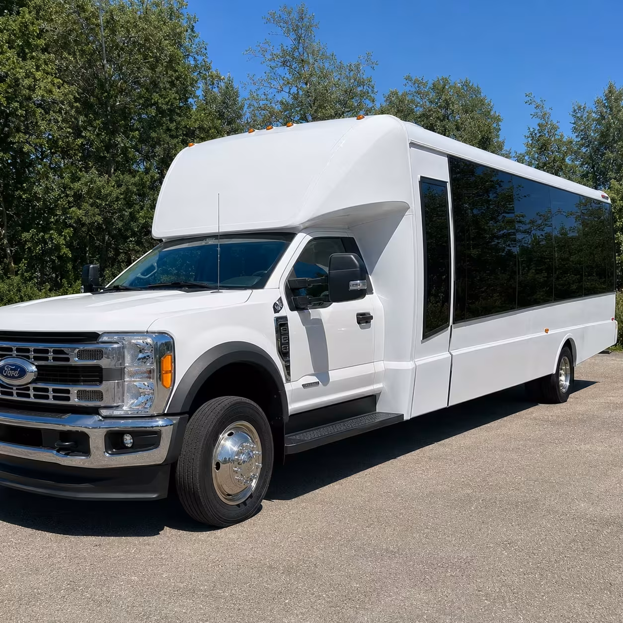 minibus rentals in little rock for smaller prom groups