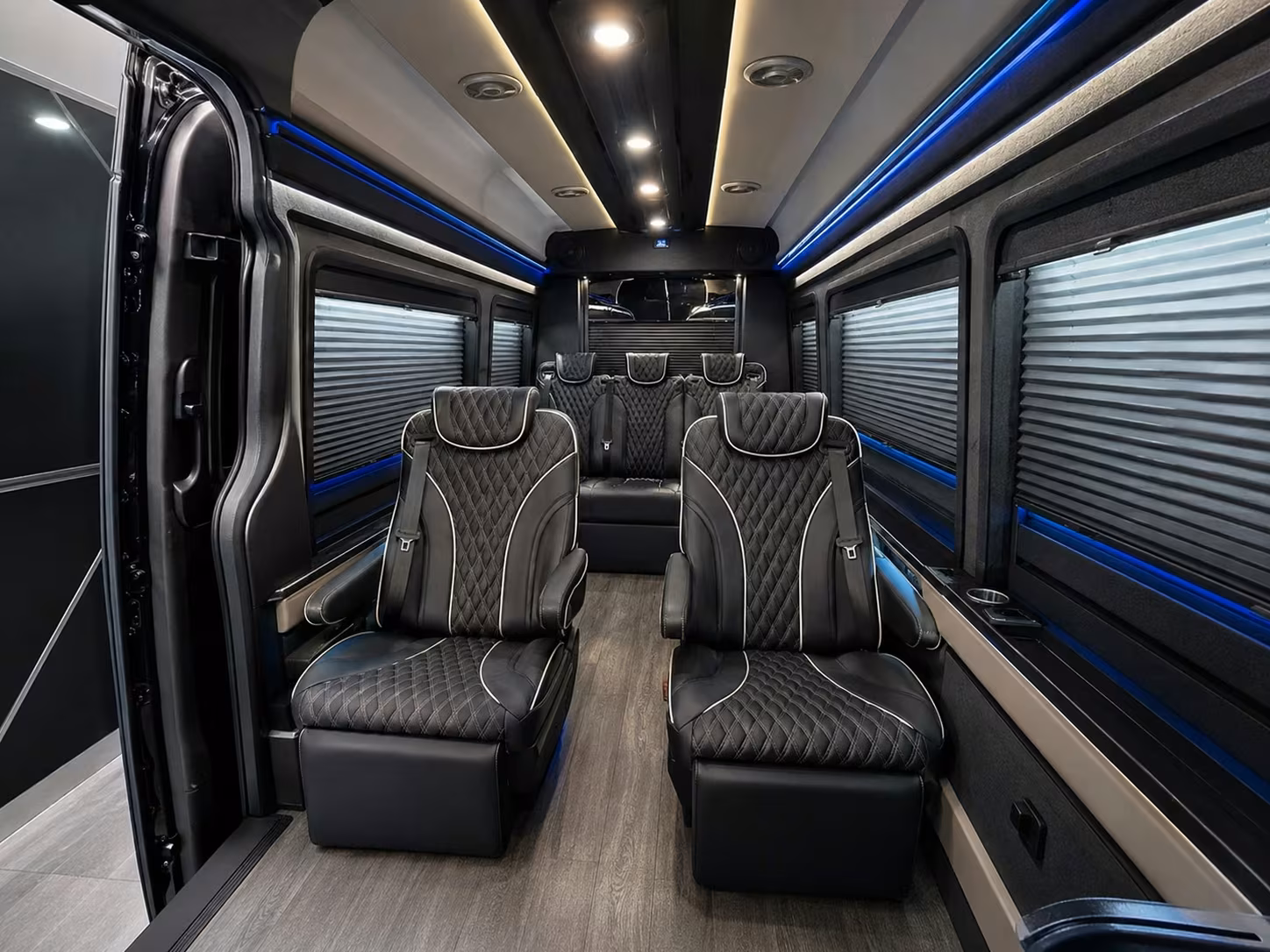 university and event group bus rentals from little rock airport