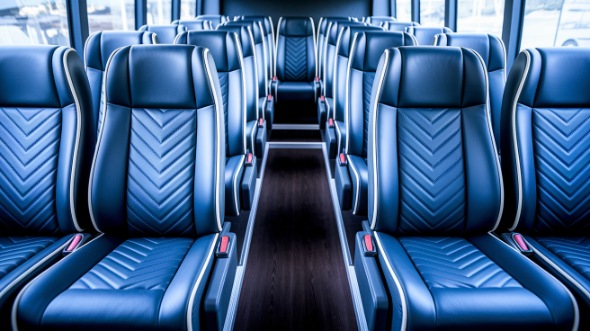 little rock 15 passenger minibus rental