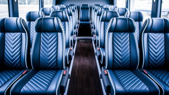 little rock 20 passenger minibus rental