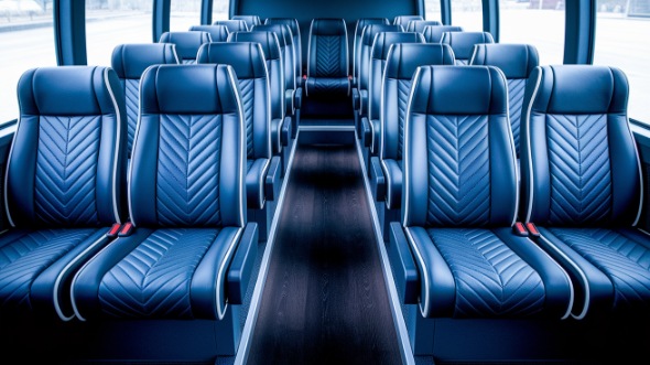 little rock 25 passenger minibus rental